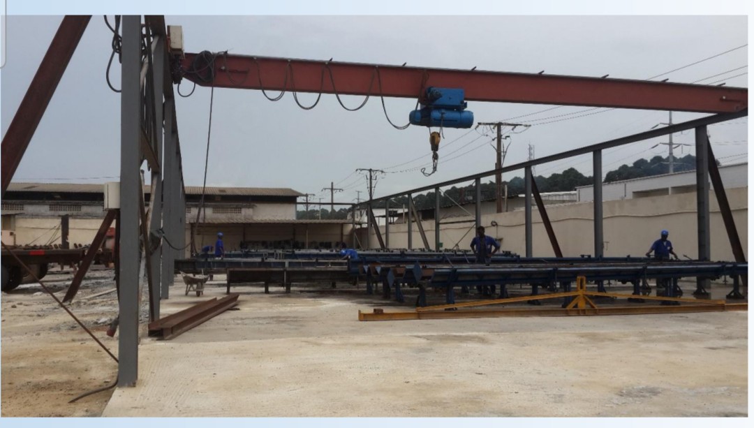 Unité de Fabrication de poteaux en béton armé